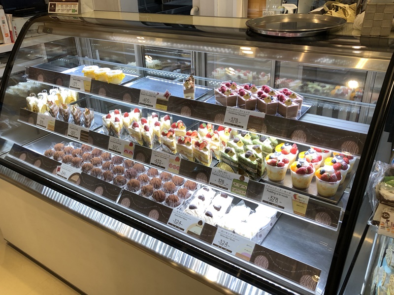 ろまん亭イオン札幌桑園店 ケーキや焼き菓子が美味しくて種類が豊富