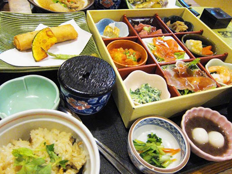 おばんざい坊 札幌の大通駅近くにある日本料理を中心とした居酒屋のメニューなどを紹介