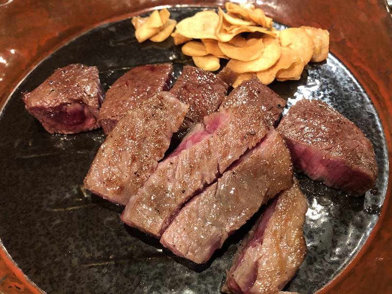 ステーキ円山 狸小路店 札幌の狸小路にある人気の鉄板焼店のメニューなどを紹介