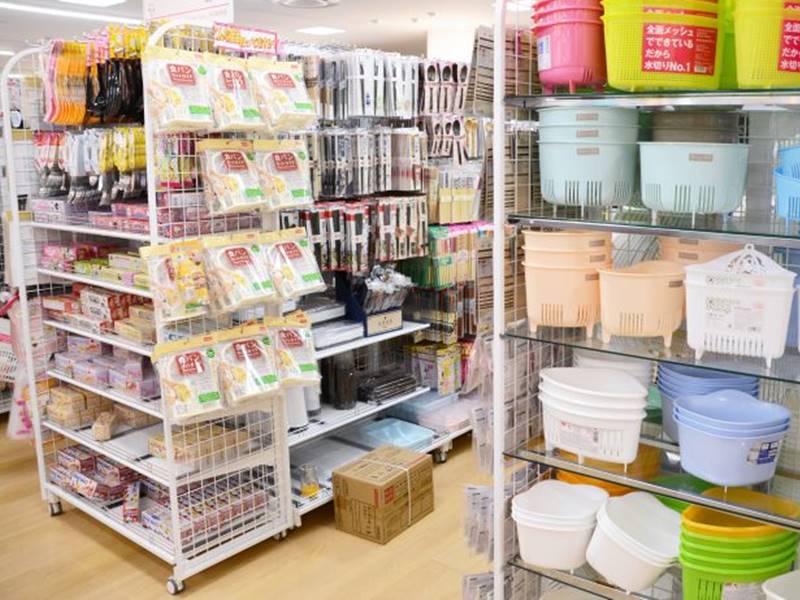 キャンドゥ旭川大町3条店 旭川市大町の ツルハドラッグ 内にある 人気100円ショップ の店舗情報などを紹介