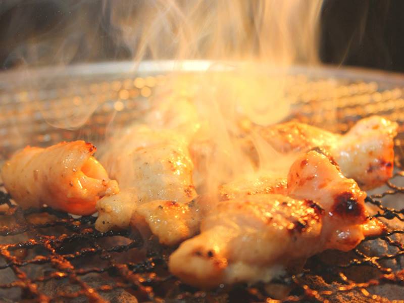 焼肉ホルモンたけ田札幌駅前店 札幌駅近くにオープンする卓上サーバ設置の焼肉店のメニューなどを紹介